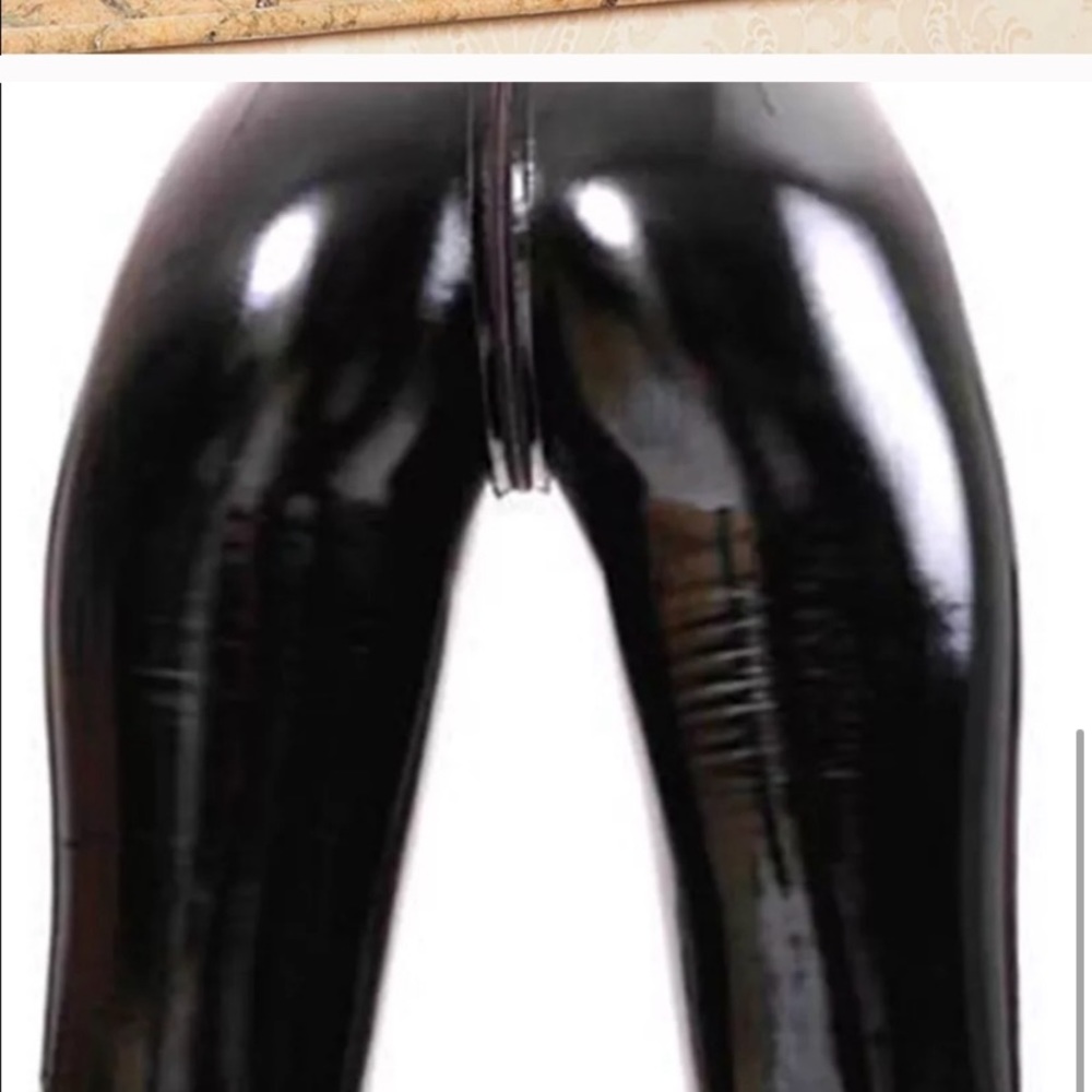 Vinyl Body suit - Picture 5 of 5